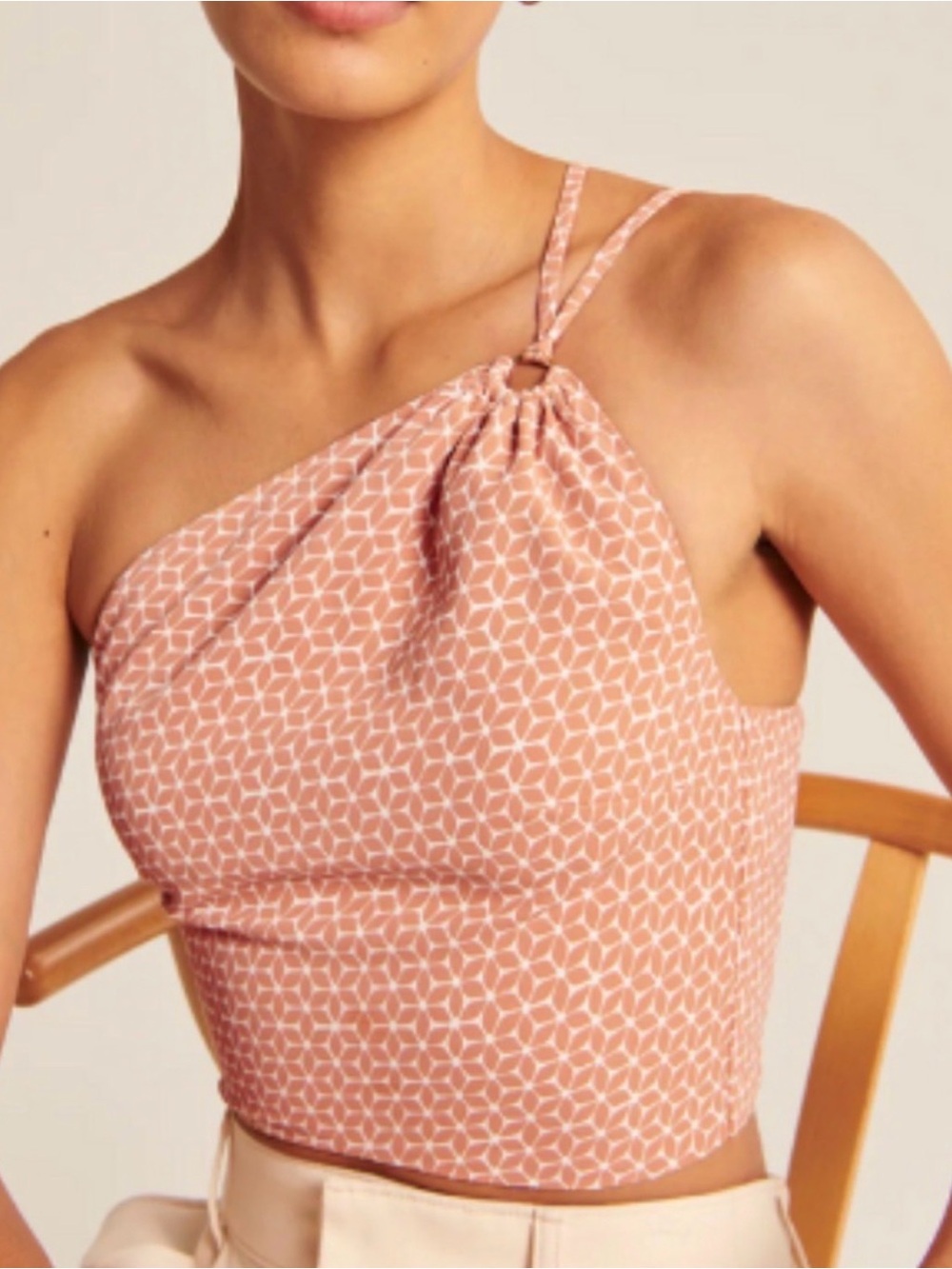 Abercrombie & Fitch Asymmetric One-Shoulder Geometric Crop Top